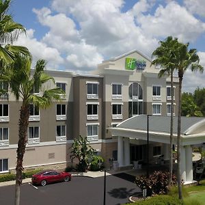 Holiday Inn Express And Suites Tampa I-75 At Bruce B. Downs, An Ihg Hotel